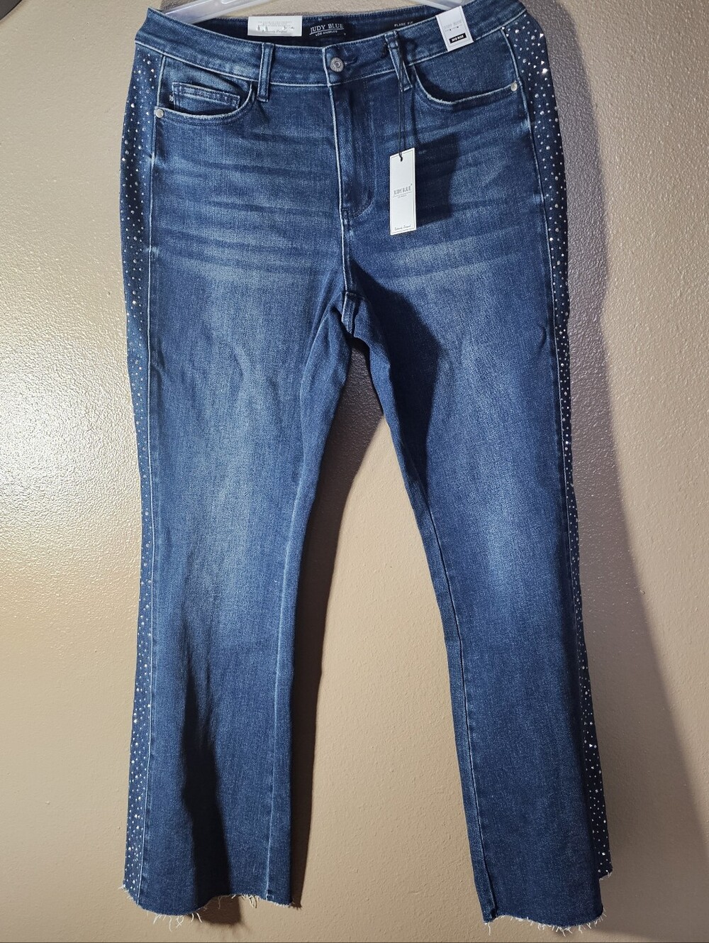 Judy Blue Mid Rise Rhinestone Jeans Side Detail Flare Dark Blue NWT Size 14W
